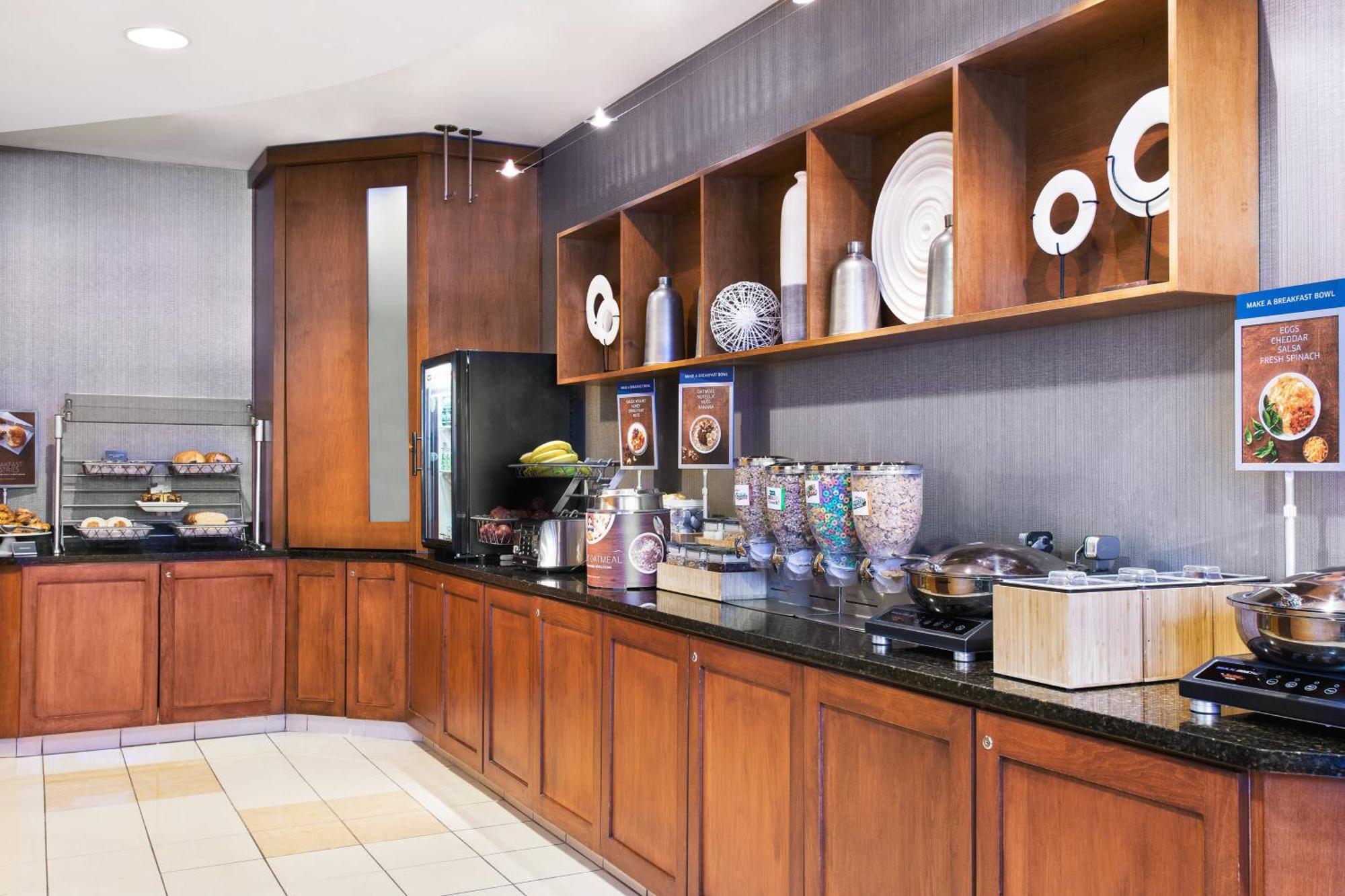 Springhill Suites By Marriott Wheeling Triadelphia Area Exteriör bild