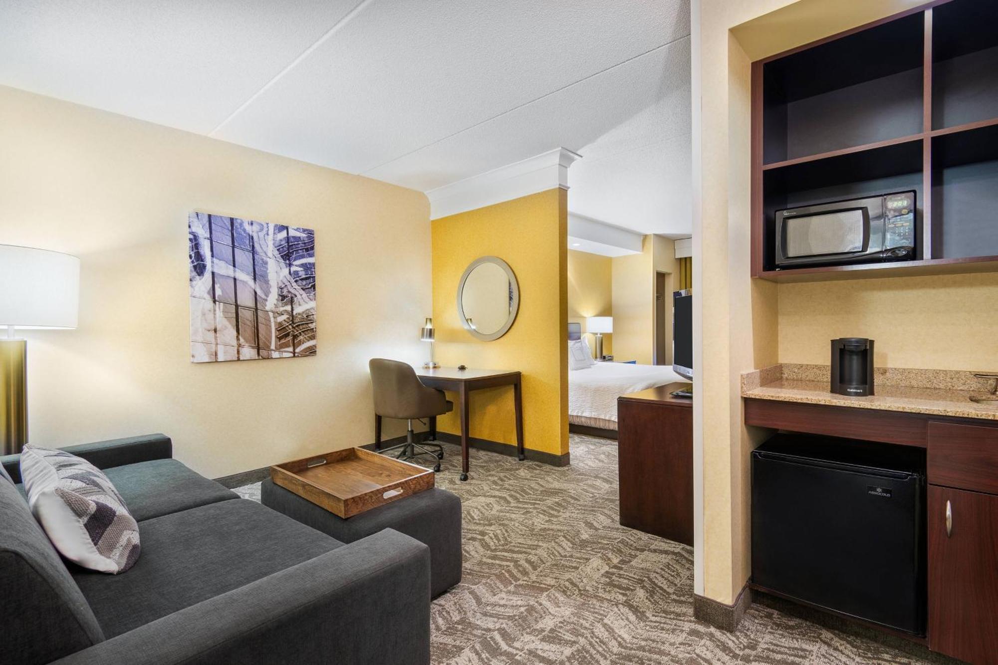 Springhill Suites By Marriott Wheeling Triadelphia Area Exteriör bild